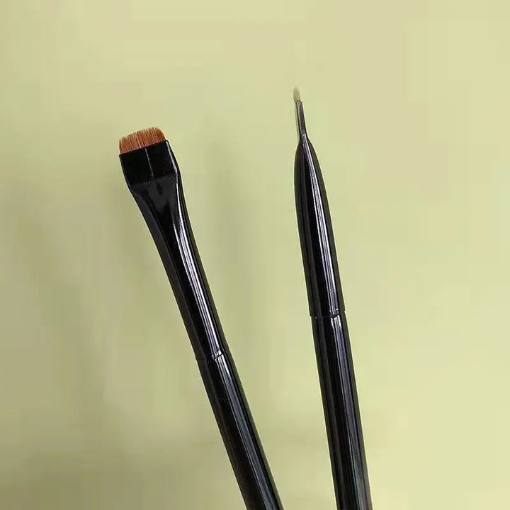 2-Piece Eyebrow Contour and Eyeliner Brush Set