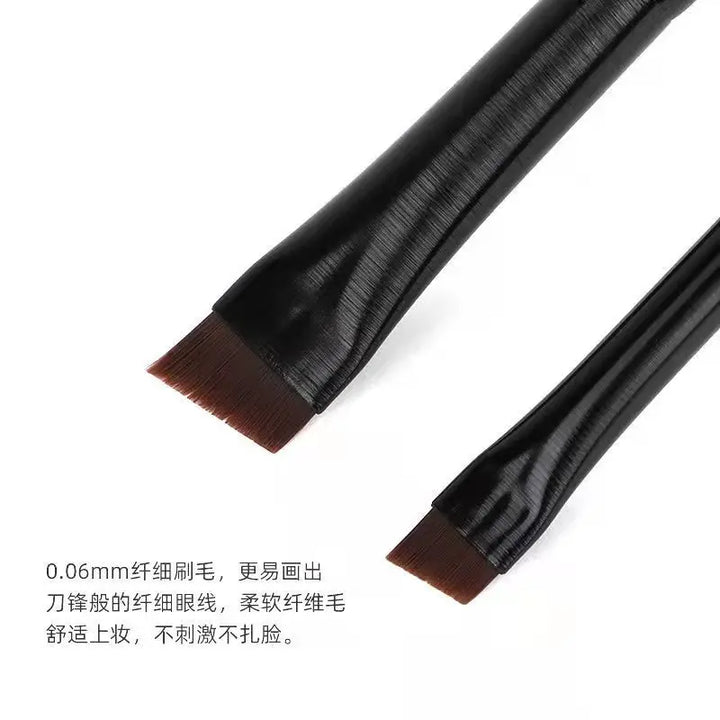 2-Piece Eyebrow Contour and Eyeliner Brush Set